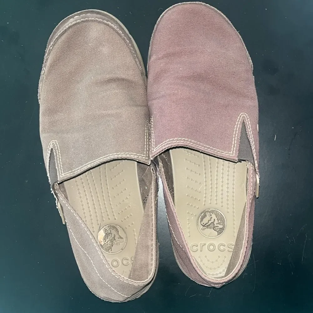 Men's Brown Crocs Slip-On Shoes Size 7/Euro 40